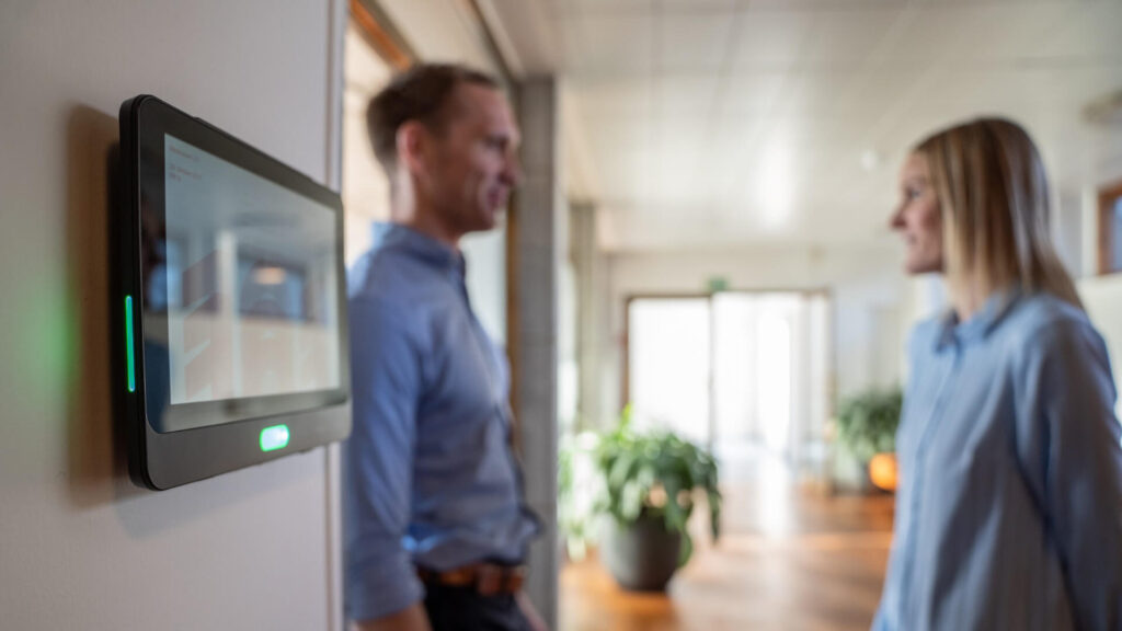 6 Signs You Need a New Meeting Management System